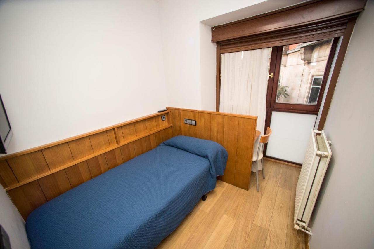 Hostal Caballeros Soria Pokoj fotografie